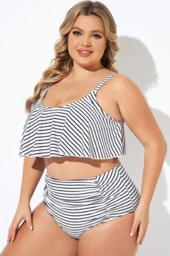 Black And White Stripes Scoop Neck Bikini Top -Bikini Bliss Shop b debk063008 3