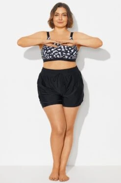 Plus Size Black Mid Waist Women Shorts -Bikini Bliss Shop b debt065002 3