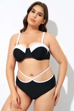 Black And White Sweetheart Neckline Underwire Bikini Top 9 Black And White Sweetheart Neckline Underwire Bikini Top -Bikini Bliss Shop dsc07488