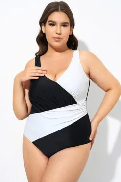 Black And White Plunge V-neckline One Piece Swimsuit -Bikini Bliss Shop dsc08049